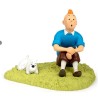 Tintin och Milou i gräset