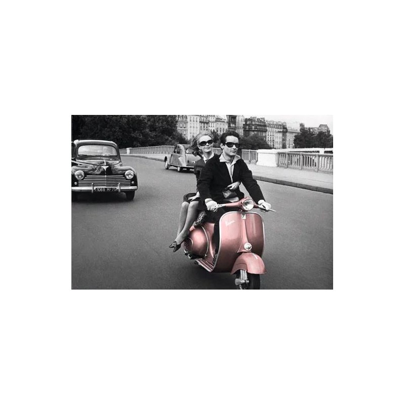 Paris, France - Pink Scooter 50´s Paris, France - Pink Scooter 50´s